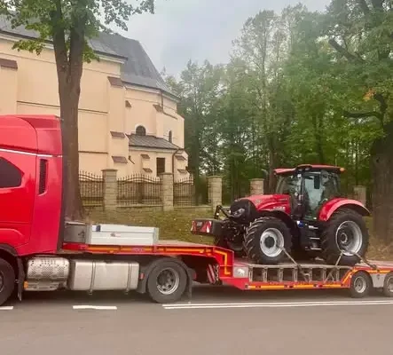 Bircza wzmacnia ochronę ludności – nowy ciągnik CASE IH za ponad pół miliona złotych