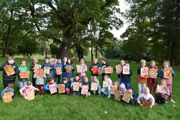 Jesienne warsztaty plastyczne w świetlicy w Siedliskach