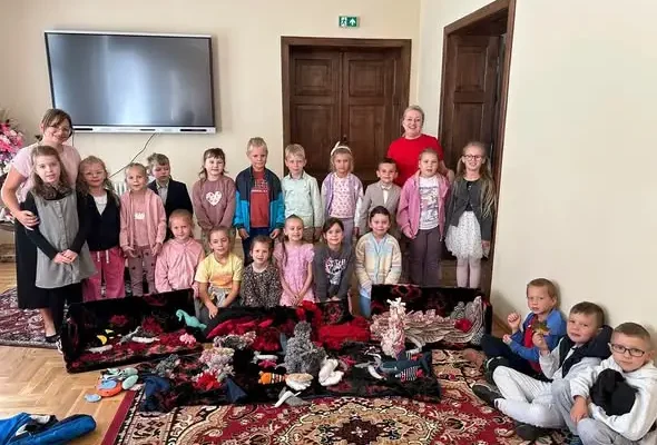 Alina Przydatek spotkała się z dziećmi w Dworku w Stubnie