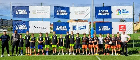 Młodzi piłkarze z Żurawicy z awansem do etapu regionalnego turnieju „Z Orlika na Stadion”