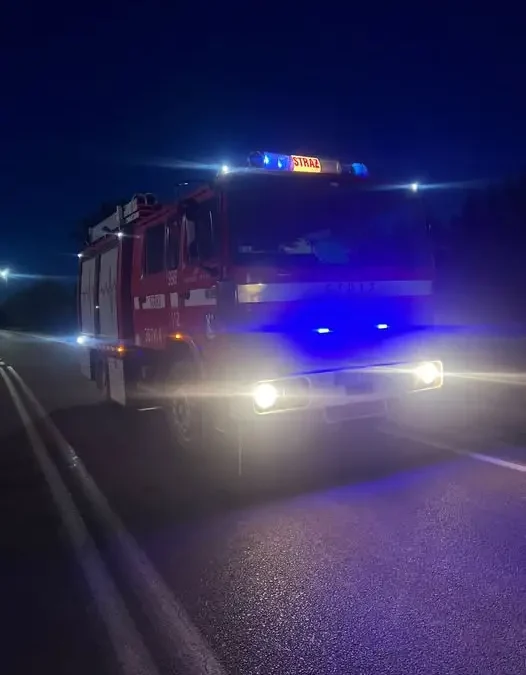 Wypadek trzech samochodów na DW884 w Przedmieściu Dubieckim