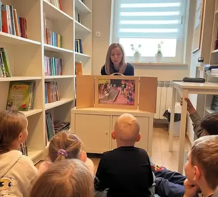 Pierwszoklasiści oficjalnie zostali czytelnikami szkolnej biblioteki