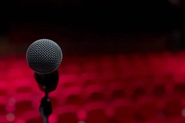 Kabaret Paranienormalni w Przemyślu – program „Ostre Cięcie” już 24 października
